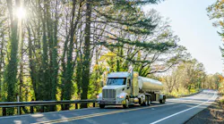 Truck freight tonnage rises 0.6% in July after falling 0.7% in June, according to new data from the American Trucking Associations.