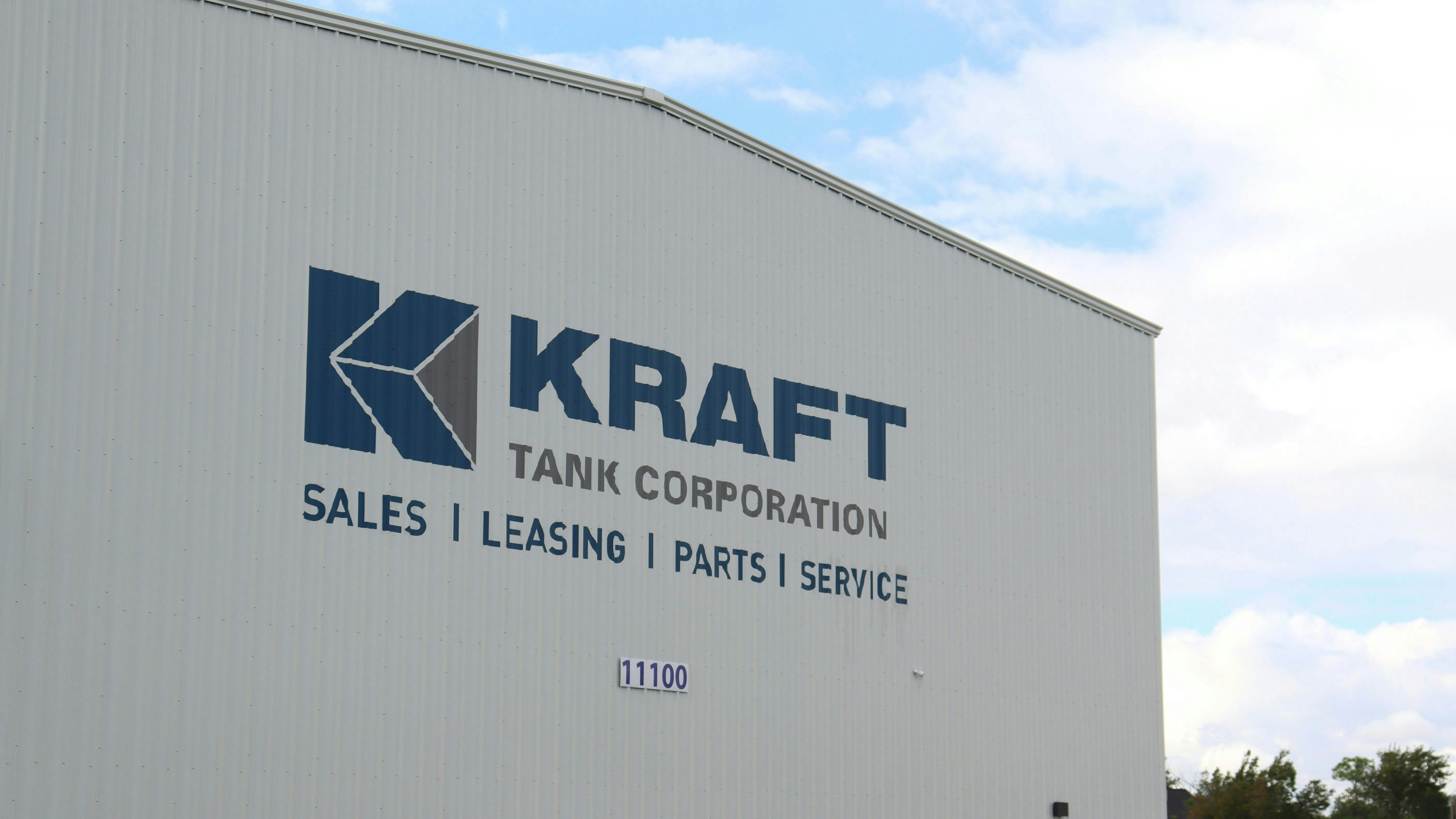 Kraft Tank has partnered with Trail King to become an authorized dealer, offering heavy-haul trailers and providing warranty, service, and parts support in select locations.