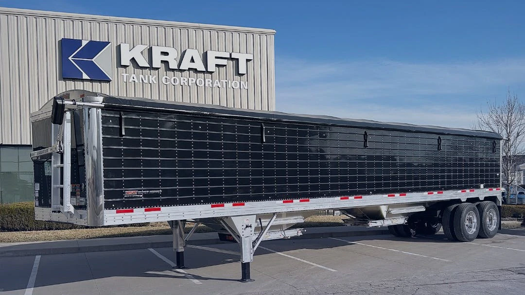Kraft Tank broadens its industry reach by becoming an authorized Timpte dry bulk trailer dealer and a distributor for Thunderstone tarps and parts.