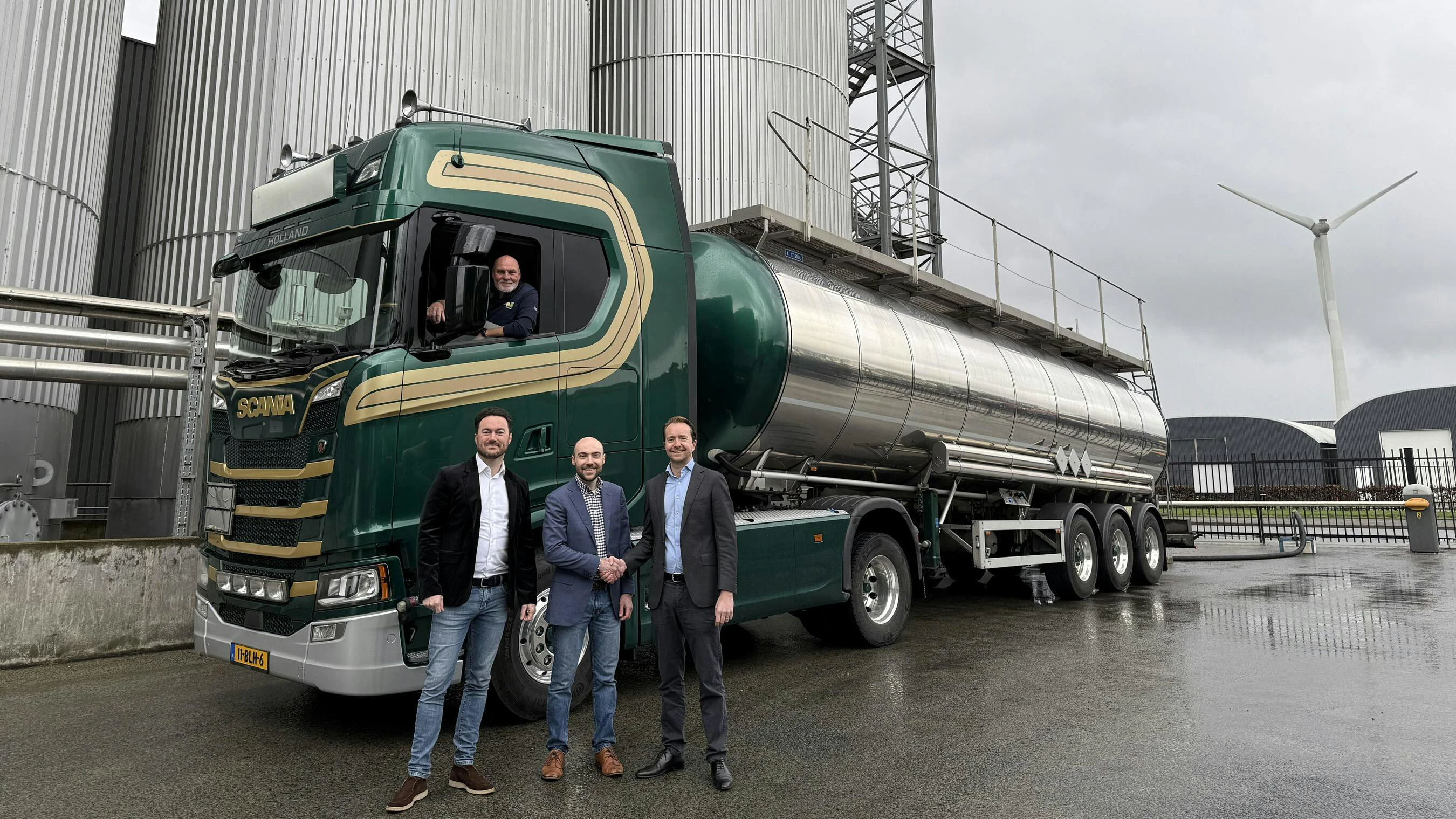 The Optimus and Sunoil teams recently formalized their partnership at Sunoil&rsquo;s Kampen, Netherlands, biodiesel production facility.