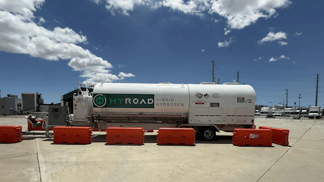 Hyroad Energy has introduced a mobile hydrogen refueling station in Santa Fe Springs, California, enabling quick and reliable fueling for hydrogen-powered trucks, with plans to expand across California and Texas.