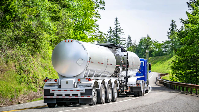 U.S. transportation M&A activity remains steady in 2026, driven by structural advantages, fuel cost benefits, and nearshoring trends, contrasting with softer global markets, according to a new report from PMCF Investment. Public sector gains and valuation expansions highlight sector resilience amid rising freight rates and consumer spending.